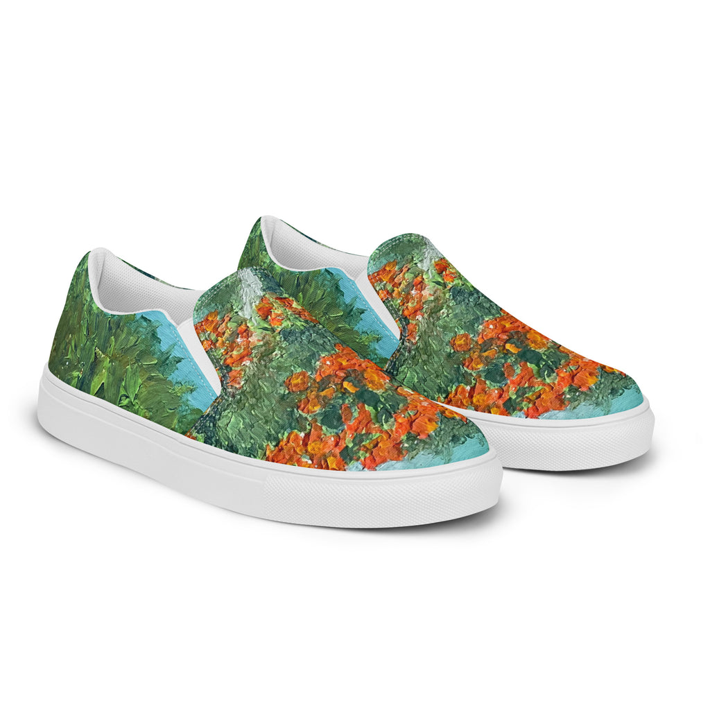 The tree slip-on canvas shoes